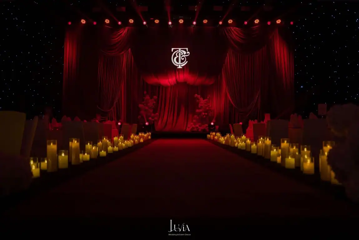 Tiệc Cưới Đỏ Luxury — Tuấn Toàn & Kim Cương, tiệc cưới | Luvia Concept & Decor TP.HCM