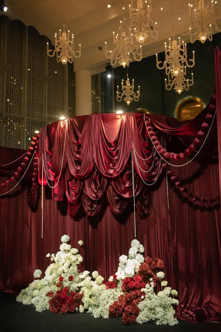 Tiệc Cưới Đỏ Luxury — Tuấn Toàn & Kim Cương, tiệc cưới | Luvia Concept & Decor TP.HCM