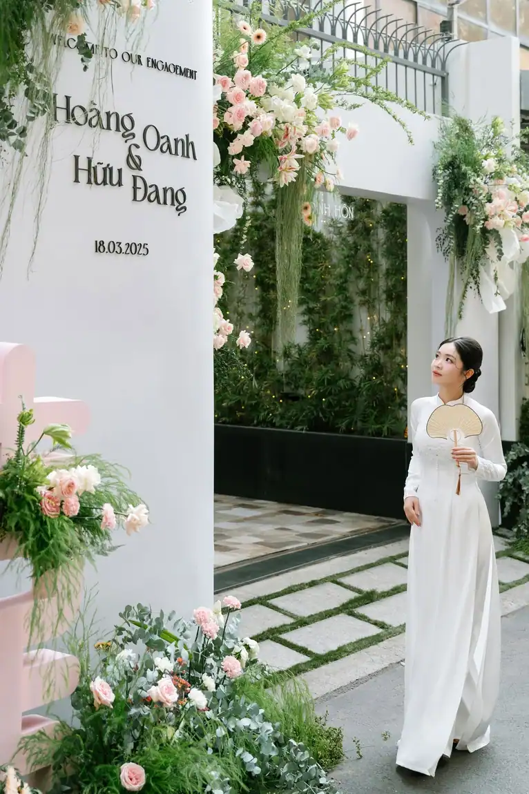 Lễ đính hôn tông trắng hồng tối giản — Hoàng Oanh & Hữu Đăng | Luvia Concept & Decor TP.HCM