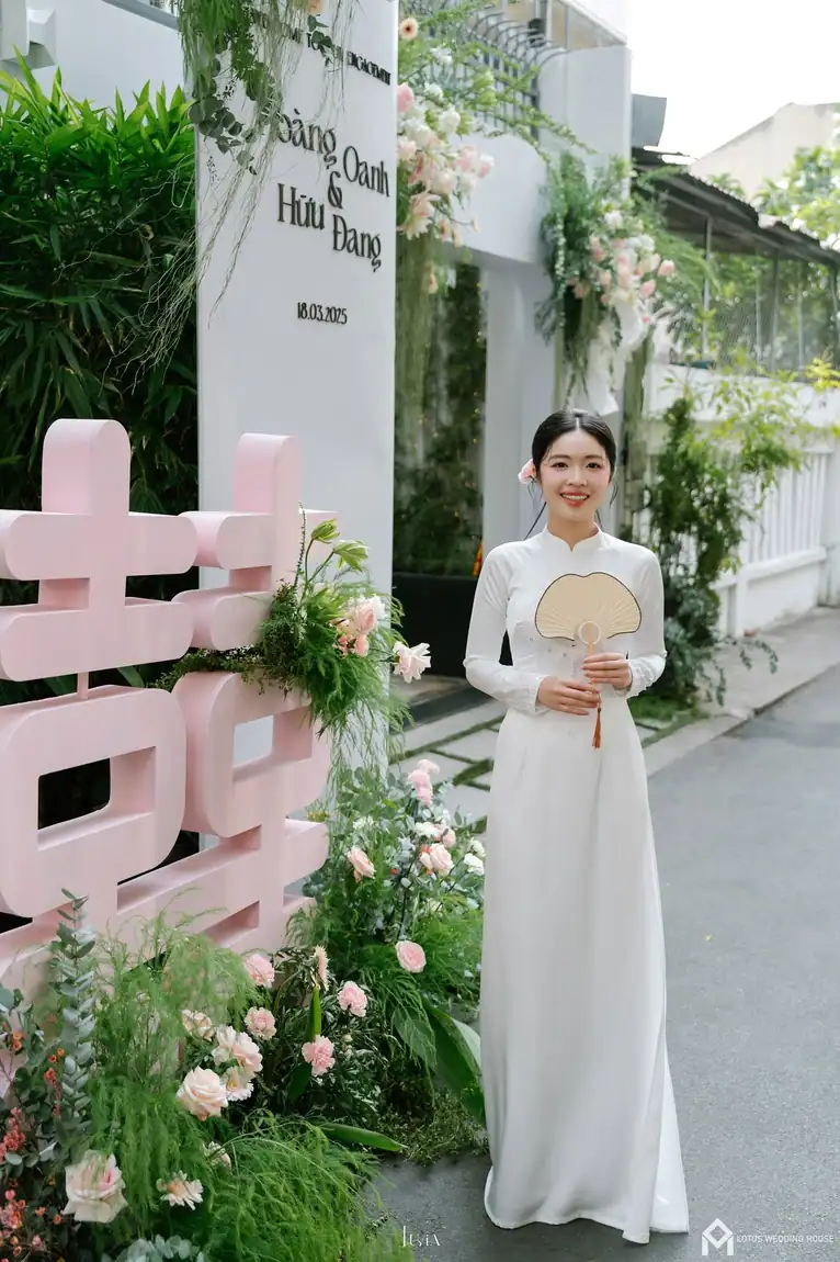 Lễ đính hôn tông trắng hồng tối giản — Hoàng Oanh & Hữu Đăng | Luvia Concept & Decor TP.HCM
