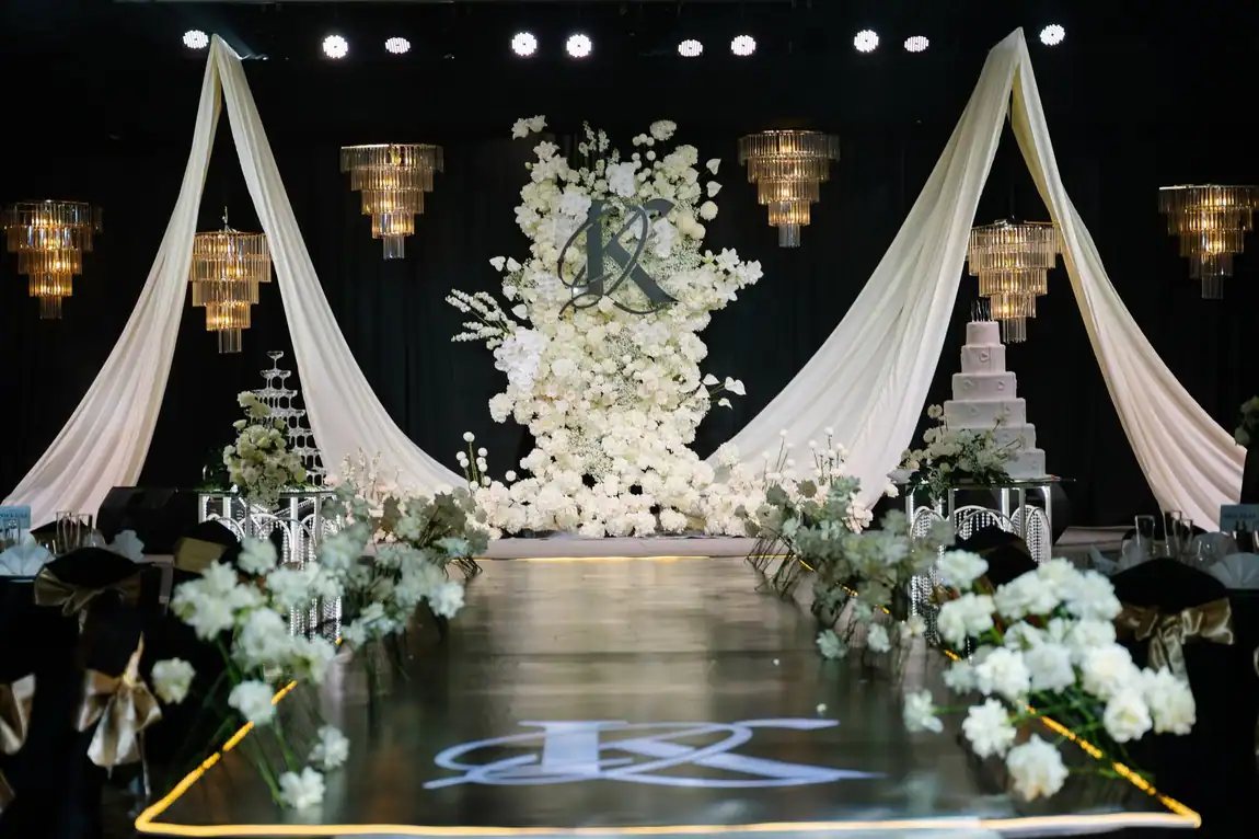 Lễ vu quy tông đỏ classic — Kim Hảo & Thiều Nhân | Luvia Concept & Decor TP.HCM